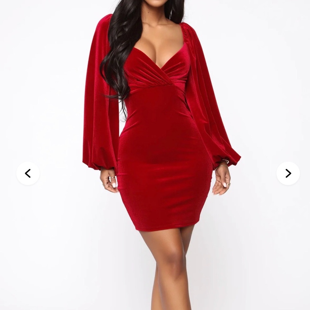 Fashion Nova Lady of the House velvet mini dress